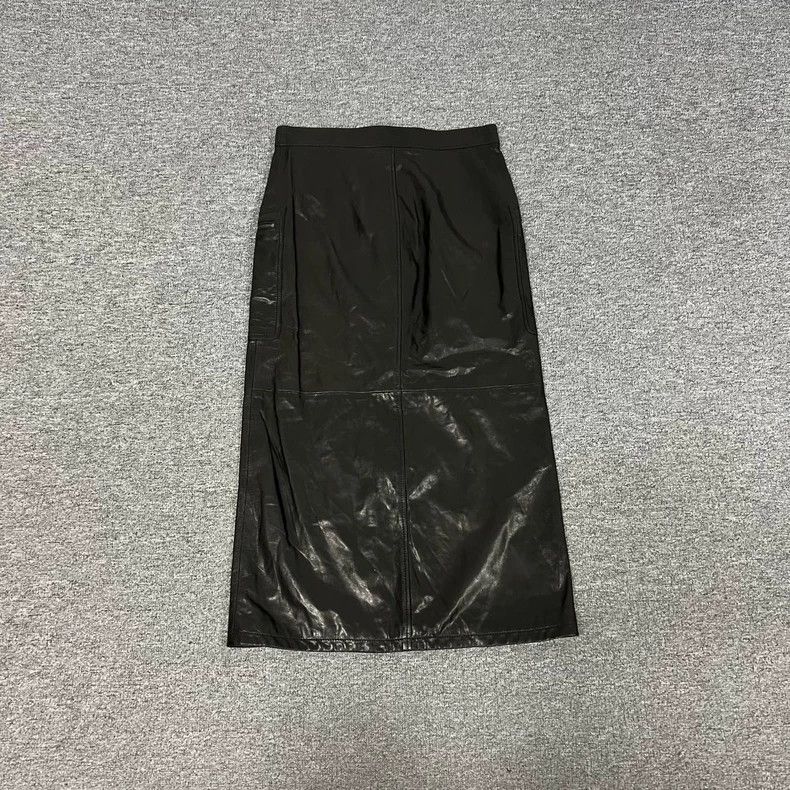 Dior black leather skirt with bee embroidery-dmc Size US 36 / EU 52 - 2 Thumbnail