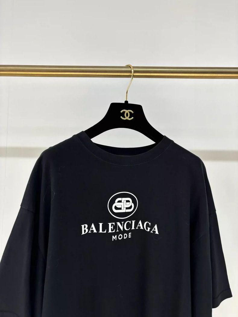 Balenciaga balenciaga short sleeve logo t-shirt-dmc Size US M / EU 48-50 / 2 - 4 Thumbnail