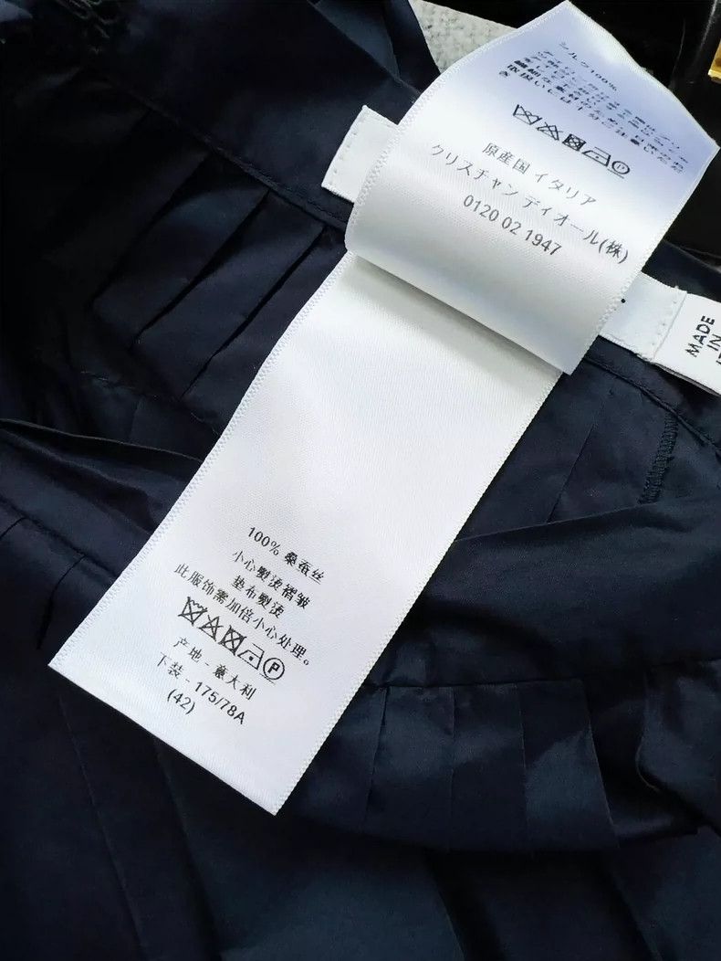 Max Mara navy blue silk pleated midi skirt-dmc Size 28" / US 6 / IT 42 - 6 Thumbnail