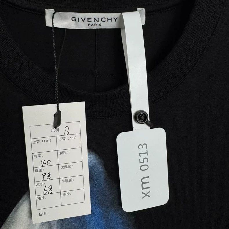 Givenchy givenchy black shark short sleeve t-shirt-dmc Size US S / EU 44-46 / 1 - 2 Thumbnail