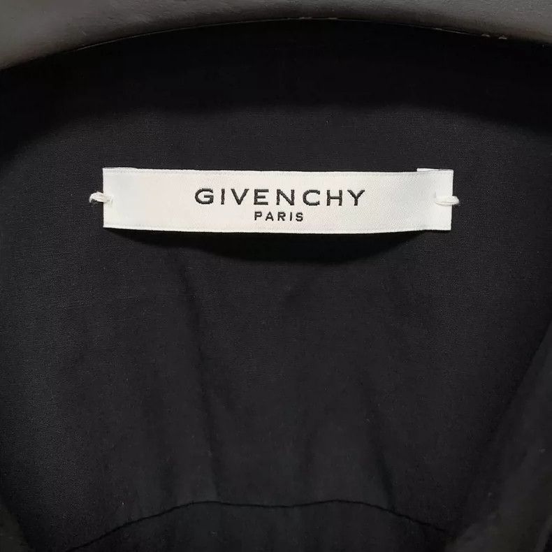 Givenchy givenchy black shirt with red accents-dmc Size US M / EU 48-50 / 2 - 3 Thumbnail