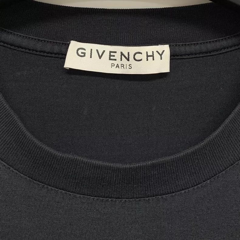 Givenchy givenchy shark short sleeve t-shirt-dmc Size US M / EU 48-50 / 2 - 3 Thumbnail