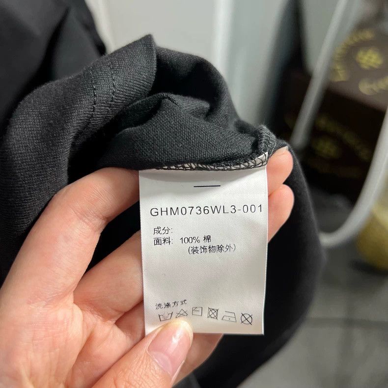 Givenchy givenchy black long sleeve sweatshirt-dmc Size US S / EU 44-46 / 1 - 4 Thumbnail