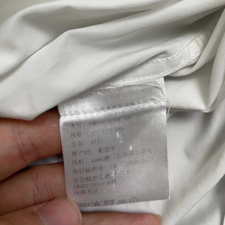 Givenchy givenchy white shirt with embroidered stars-dmc Size US M / EU 48-50 / 2 - 5 Thumbnail