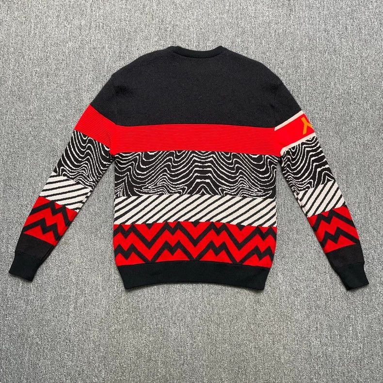 Givenchy givenchy logo stitched knit sweater size s-dmc Size US S / EU 44-46 / 1 - 2 Thumbnail