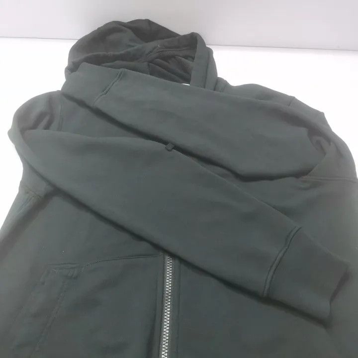 Stone Island Stone Island Black Zip-Up Hoodie for Men Size US S / EU 44-46 / 1 - 12 Thumbnail