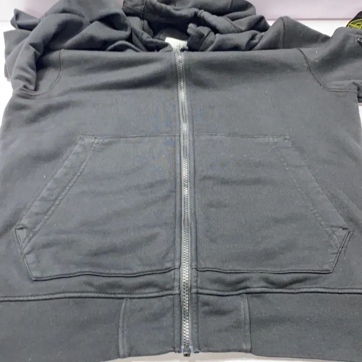 Stone Island Stone Island Black Logo Zip Hoodie Size US M / EU 48-50 / 2 - 14 Thumbnail