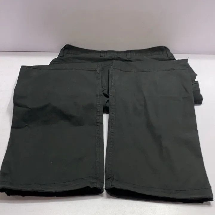 Stone Island Stone Island Black Cargo Pants for Men Size US 28 / EU 44 - 16 Thumbnail