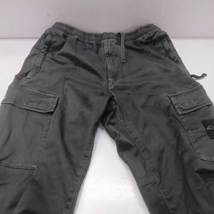 Stone Island Stone Island Black Casual Pants for Men Size US 32 / EU 48 - 9 Thumbnail