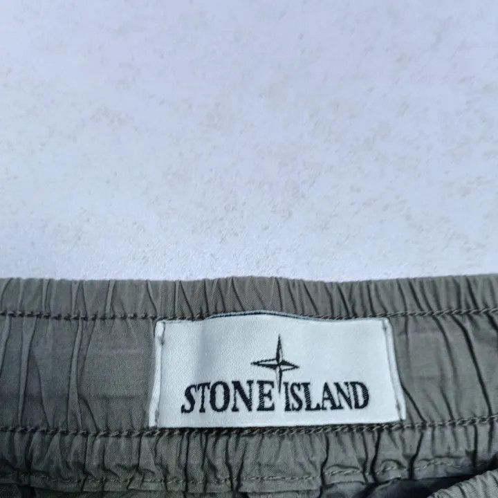 Stone Island Stone Island SS24 Relaxed Cargo Pants for Men Size US 32 / EU 48 - 4 Thumbnail