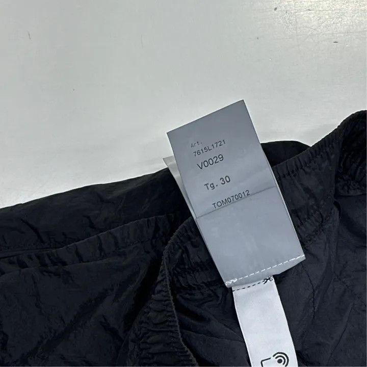 Stone Island Stone Island Black Logo Cargo Shorts Size US 30 / EU 46 - 3 Thumbnail