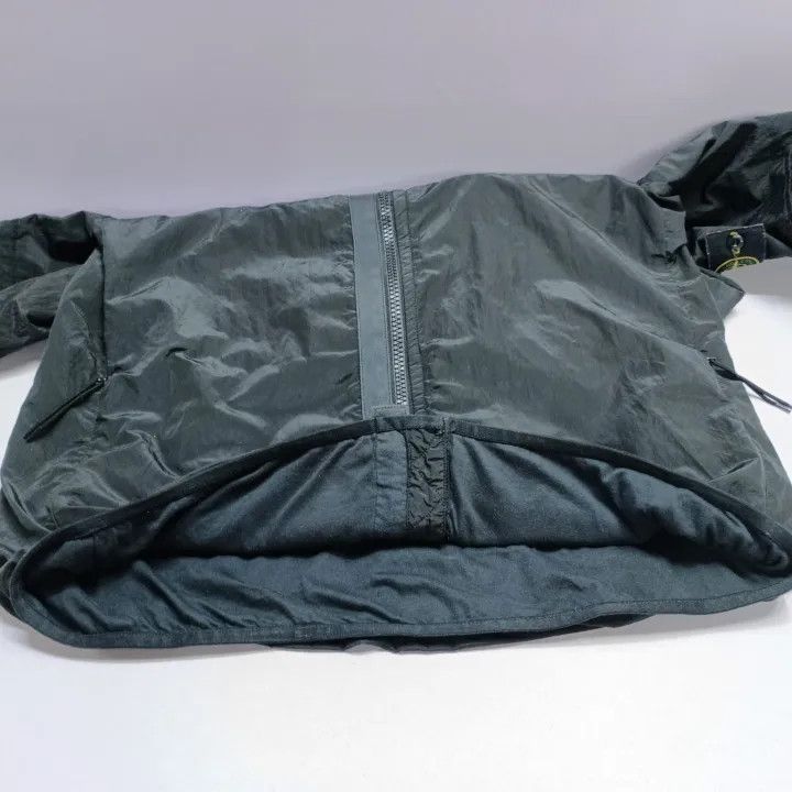 Stone Island Stone Island Black Metallic Nylon Jacket Size US L / EU 52-54 / 3 - 14 Thumbnail