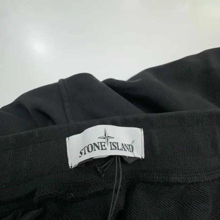 Stone Island Stone Island Black Elastic Knit Shorts Size US 34 / EU 50 - 5 Thumbnail