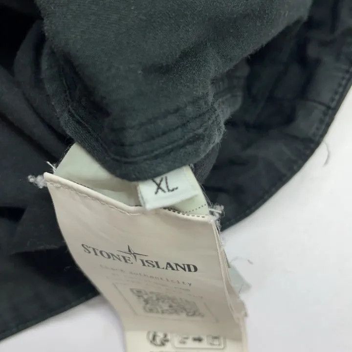 Stone Island Stone Island Lightweight Hooded Jacket for Men Size US XL / EU 56 / 4 - 5 Thumbnail