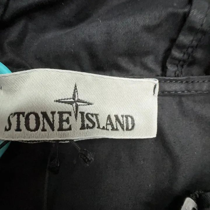 Stone Island Stone Island Lightweight Hooded Jacket for Men Size US M / EU 48-50 / 2 - 2 Thumbnail