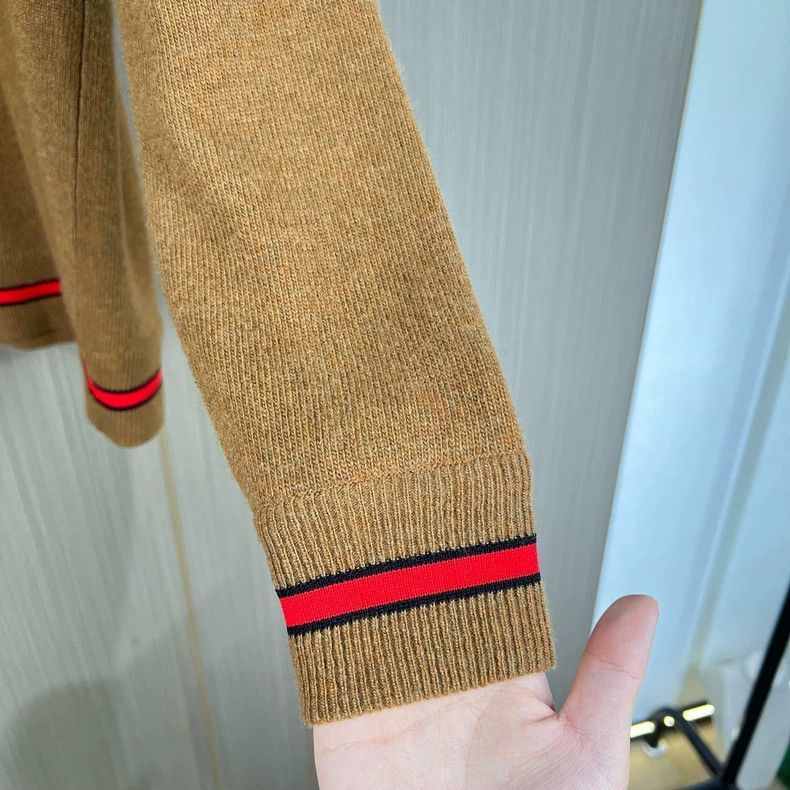 Givenchy givenchy wool knit sweater with red accents-dmc Size US S / EU 44-46 / 1 - 4 Thumbnail