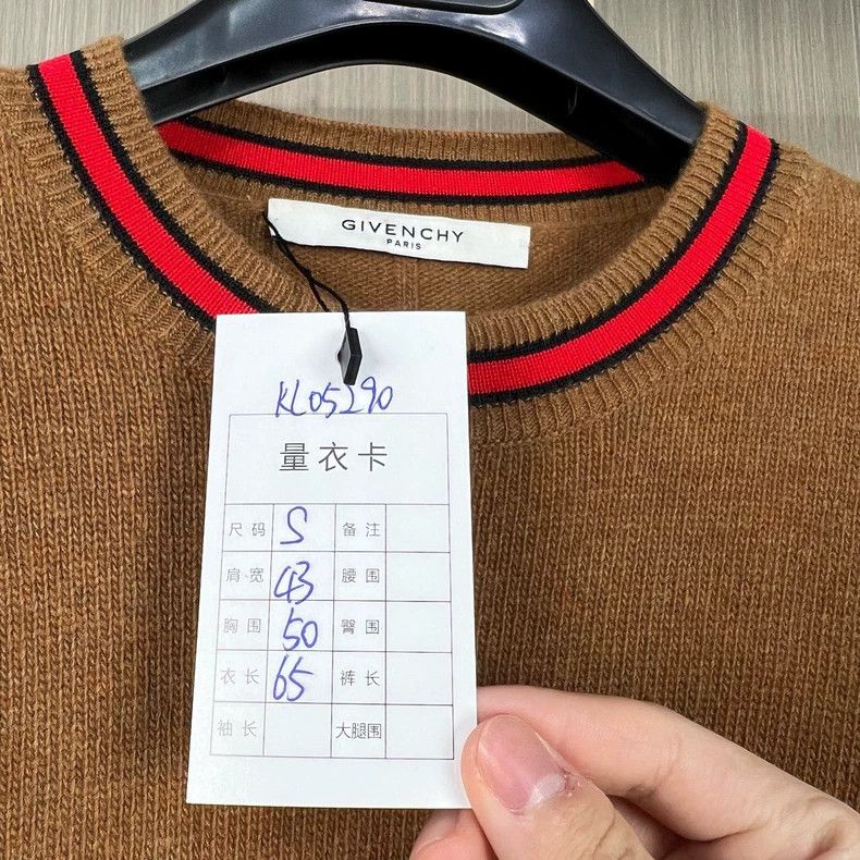 Givenchy givenchy wool knit sweater with red accents-dmc Size US S / EU 44-46 / 1 - 7 Thumbnail