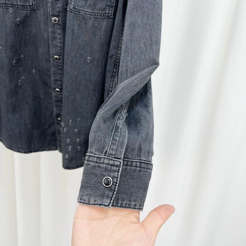 Givenchy givenchy distressed denim button-up shirt-dmc Size US S / EU 44-46 / 1 - 4 Thumbnail