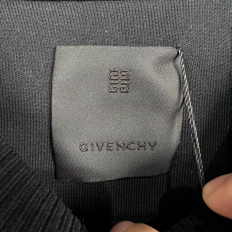 Givenchy Givenchy Black Embroidered Sweatshirt with Tiger-dmc Size US XL / EU 56 / 4 - 5 Thumbnail