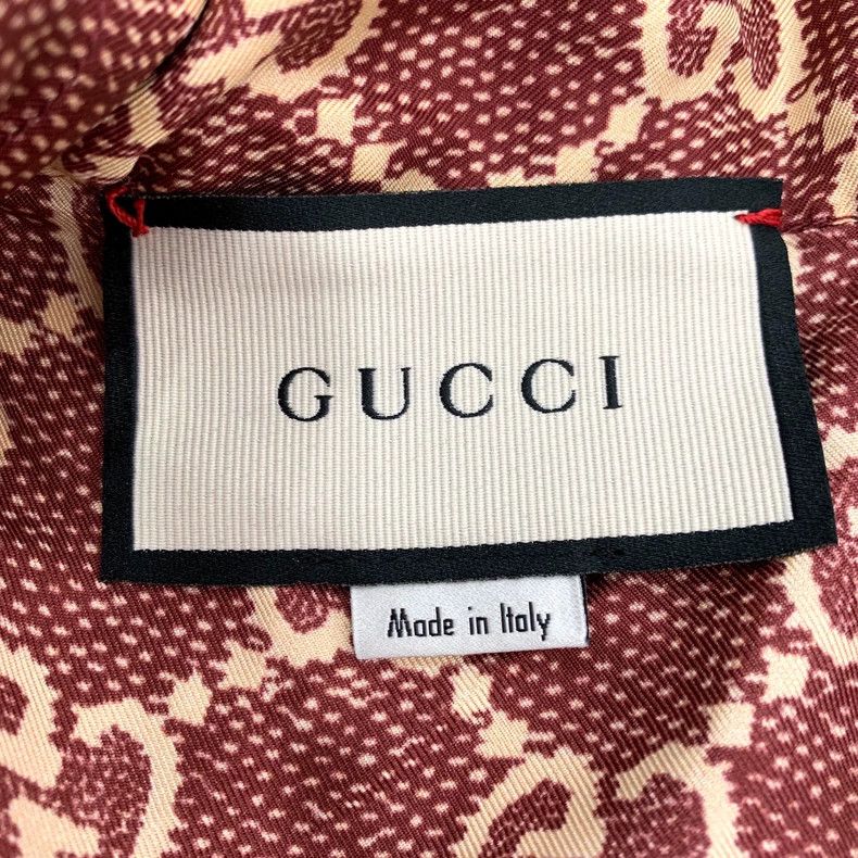 Gucci gucci red logo patterned silk shorts-dmc Size US 26 / EU 42 - 5 Thumbnail