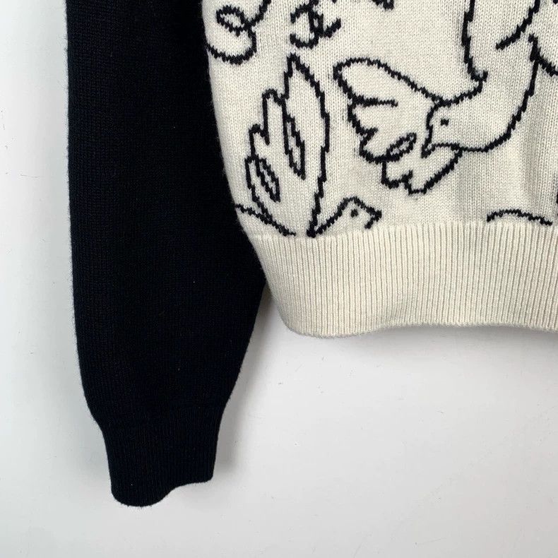 Chanel black and white dove pattern cashmere sweater-dmc Size US S / EU 44-46 / 1 - 4 Thumbnail
