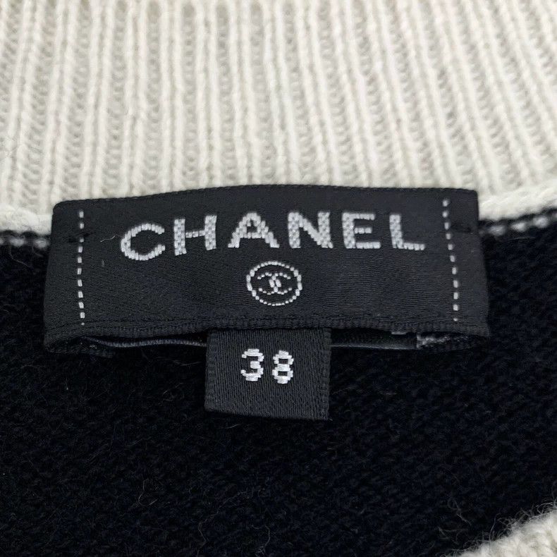 Chanel black and white dove pattern cashmere sweater-dmc Size US S / EU 44-46 / 1 - 5 Thumbnail