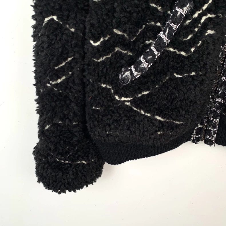 Chanel Chanel Black Teddy Jacket with CC Logo-dmc Size US S / EU 44-46 / 1 - 4 Thumbnail