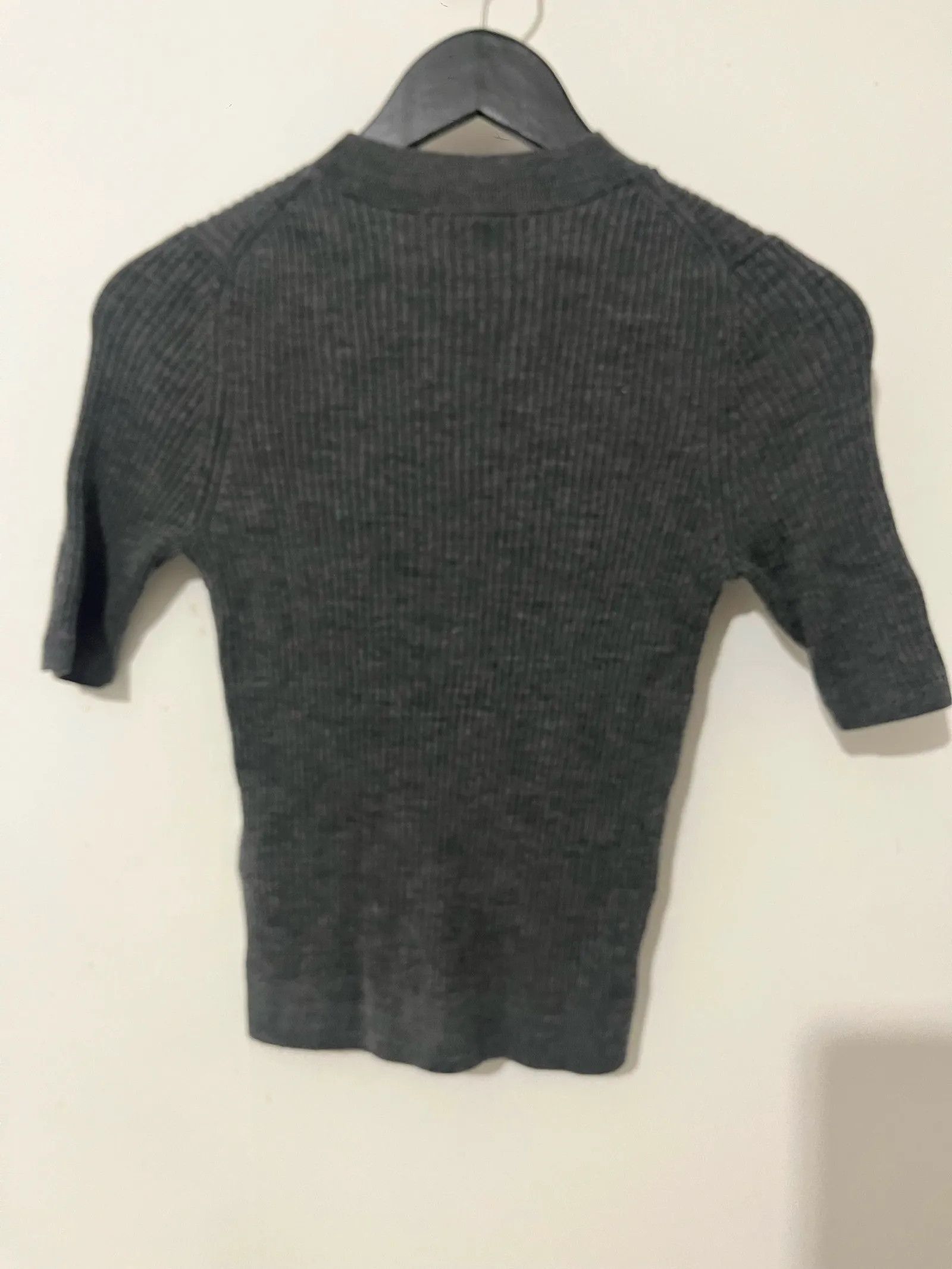 Uniqlo Uniqlo Sweater Size M / US 6-8 / IT 42-44 - 2 Thumbnail