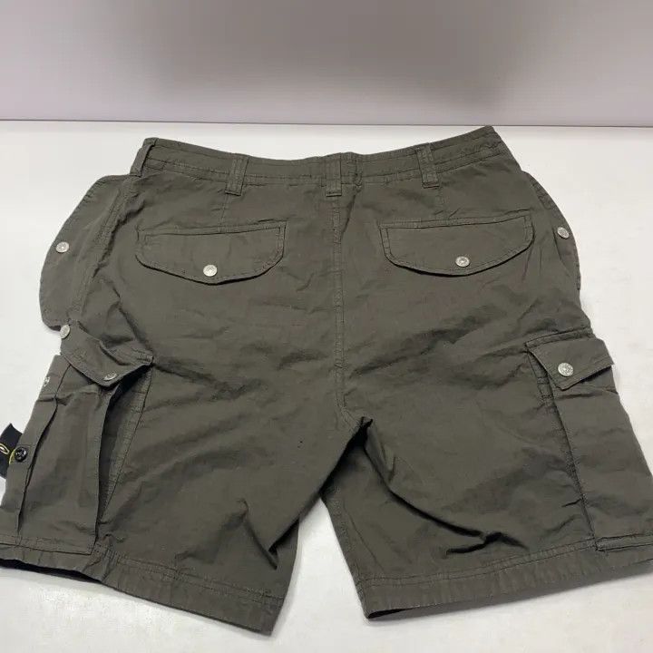 Stone Island Stone Island Casual Pocket Logo Shorts Size US 32 / EU 48 - 13 Thumbnail