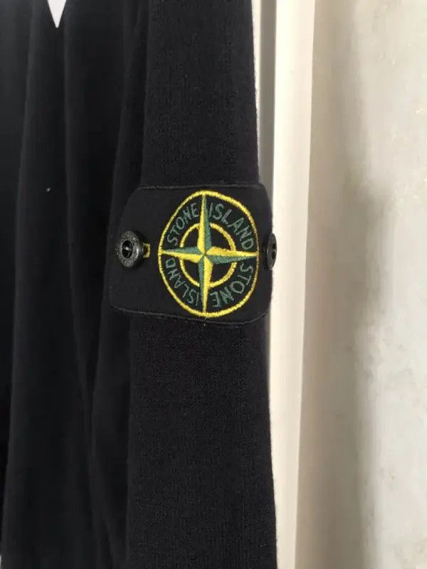 Stone Island Stone Island Logo Crewneck Sweater for Men Size US L / EU 52-54 / 3 - 11 Thumbnail