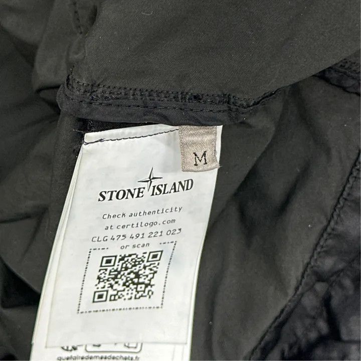 Stone Island Stone Island Black Hooded Jacket for Men Size US M / EU 48-50 / 2 - 4 Thumbnail