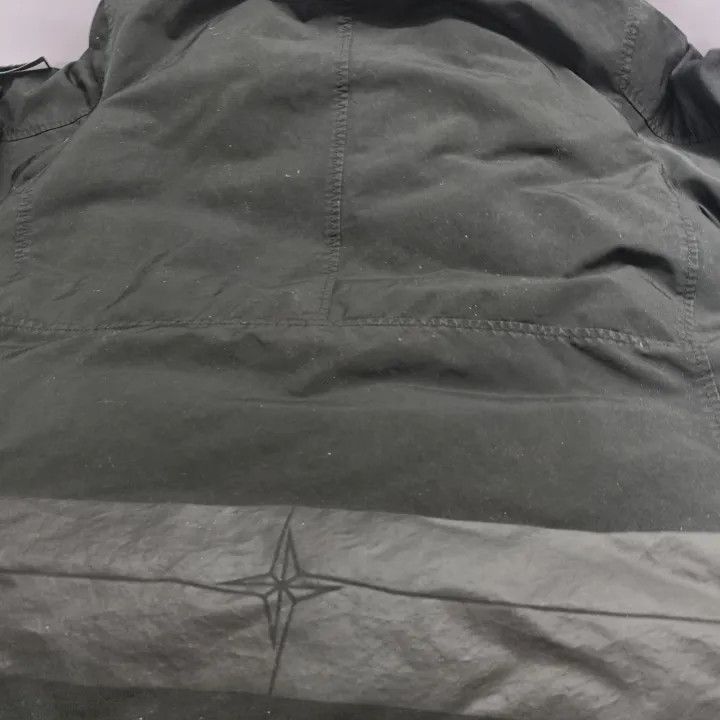 Stone Island Stone Island FW22 Black Down Jacket Size US L / EU 52-54 / 3 - 19 Thumbnail