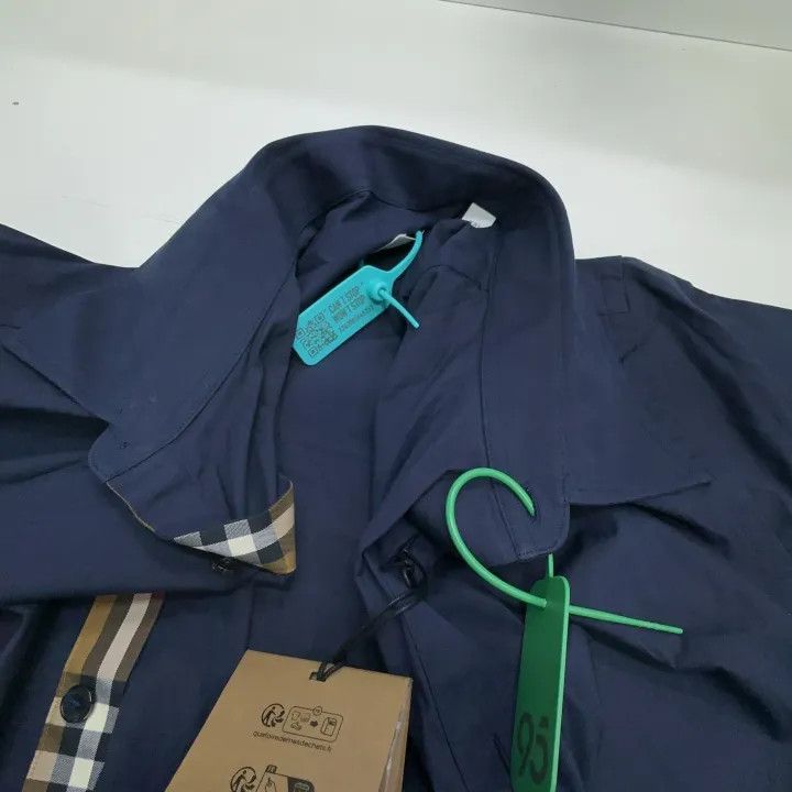 Burberry Burberry Navy Short Sleeve Button-Up Shirt Size US XXL / EU 58 / 5 - 5 Thumbnail