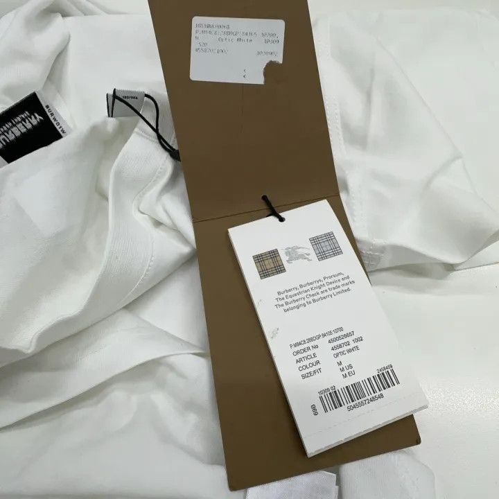 Burberry Burberry White Short Sleeve T-Shirt with Print Size US M / EU 48-50 / 2 - 5 Thumbnail