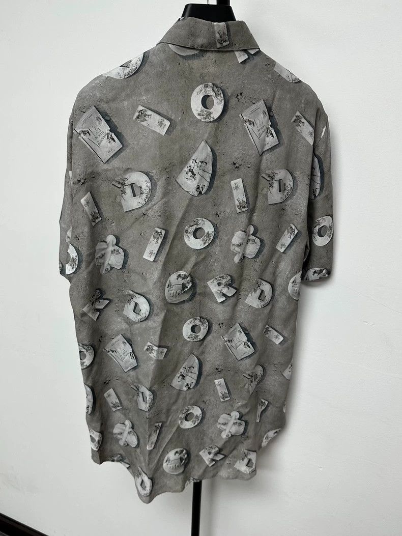 Dior dior gray short sleeve button-up shirt-dmc Size US M / EU 48-50 / 2 - 2 Thumbnail