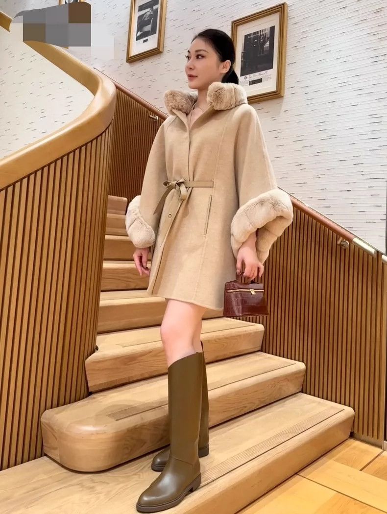 Loro Piana Loro Piana Classic Caped Coat in Beige-dmc Size US M / EU 48-50 / 2 - 8 Thumbnail