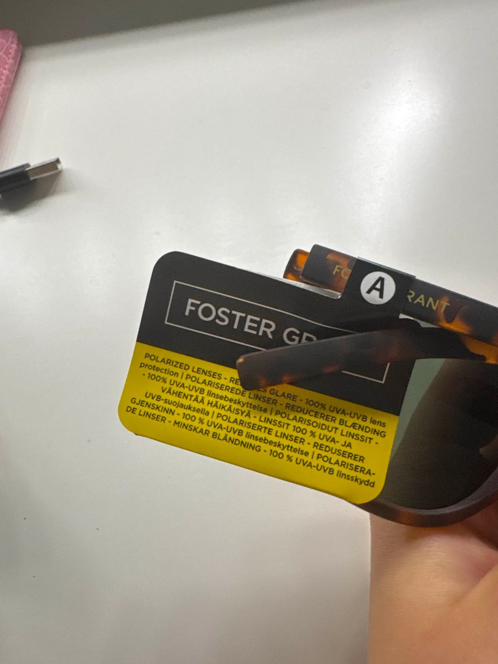 Foster Grant Foster Grant Sunglasses Size ONE SIZE - 2 Thumbnail