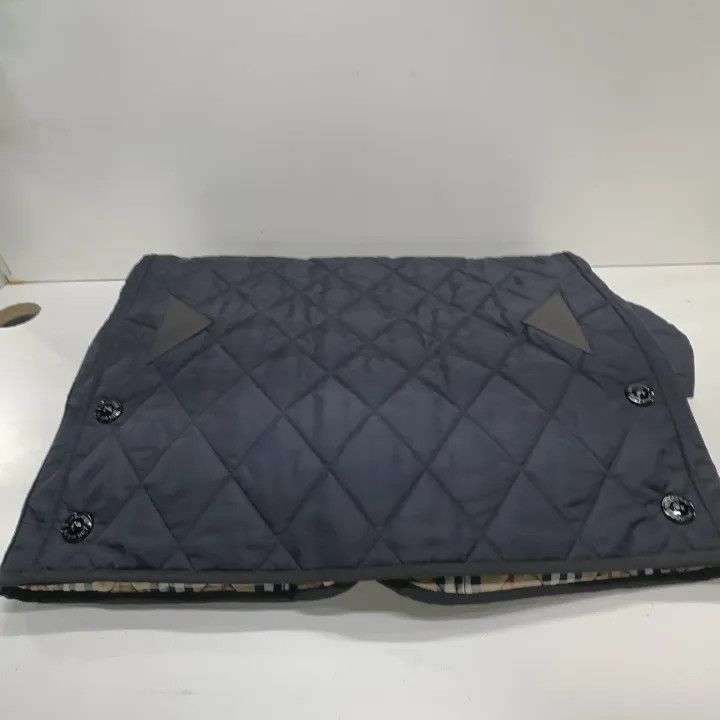 Burberry Burberry Quilted Nylon Barn Jacket for Men Size US M / EU 48-50 / 2 - 13 Thumbnail