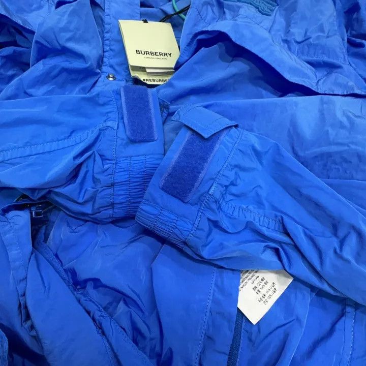Burberry Burberry Blue Nylon Long Sleeve Jacket for Men Size US M / EU 48-50 / 2 - 4 Thumbnail
