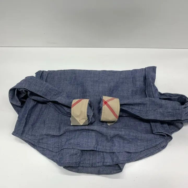 Burberry Burberry Casual Fashion Solid Button-Up Shirt Size US S / EU 44-46 / 1 - 14 Thumbnail
