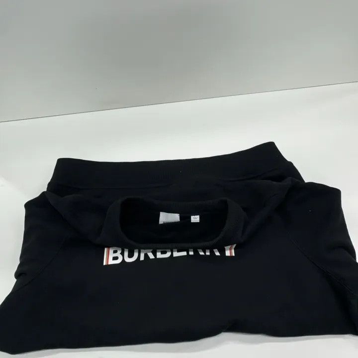 Burberry Burberry Black Logo Print Long Sleeve Sweatshirt Size US XL / EU 56 / 4 - 9 Thumbnail