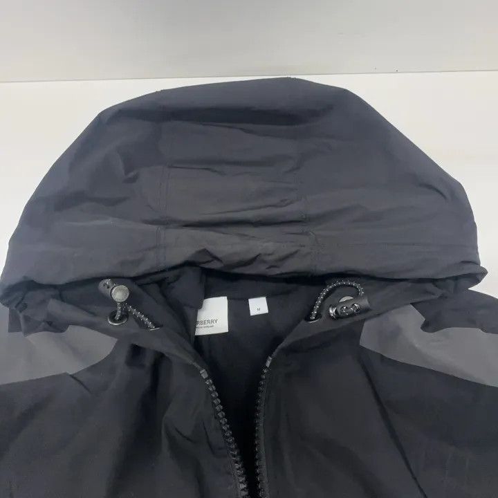 Burberry Burberry Black Logo Print Hooded Jacket Size US M / EU 48-50 / 2 - 6 Thumbnail