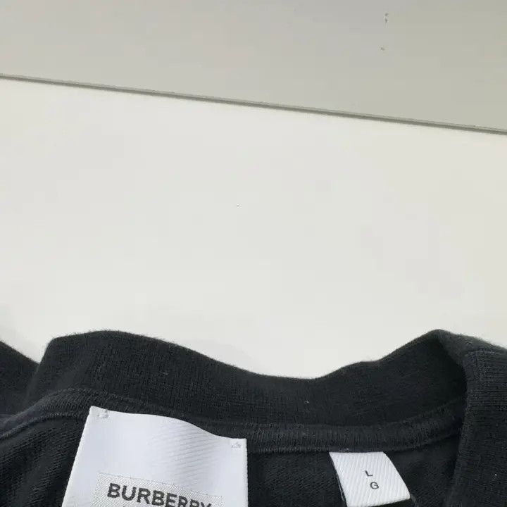 Burberry Burberry Black Long Sleeve Logo T-Shirt Size US L / EU 52-54 / 3 - 7 Thumbnail