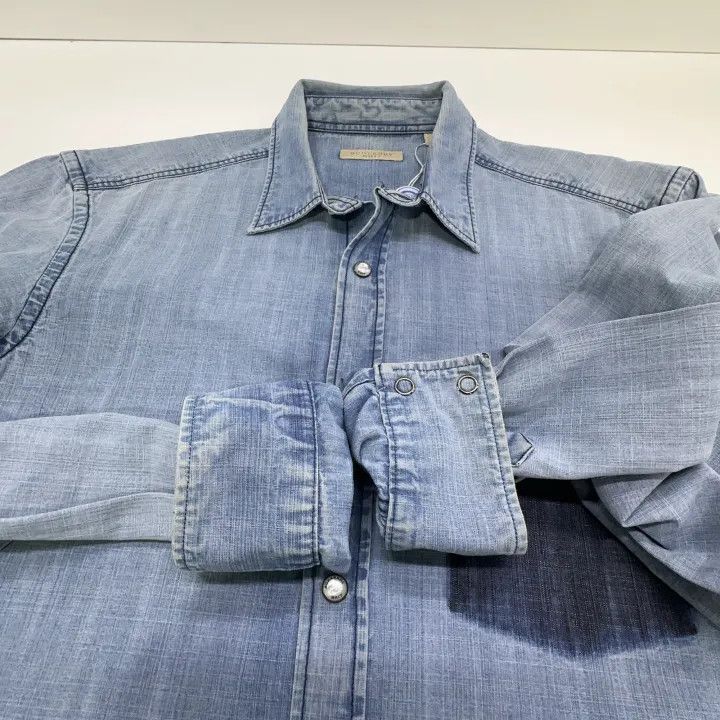 Burberry Burberry Casual Stylish Solid Color Button-Up Shirt Size US M / EU 48-50 / 2 - 8 Thumbnail