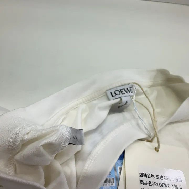 Loewe Loewe Simple Logo Embroidered Casual T-Shirt Size US S / EU 44-46 / 1 - 5 Thumbnail