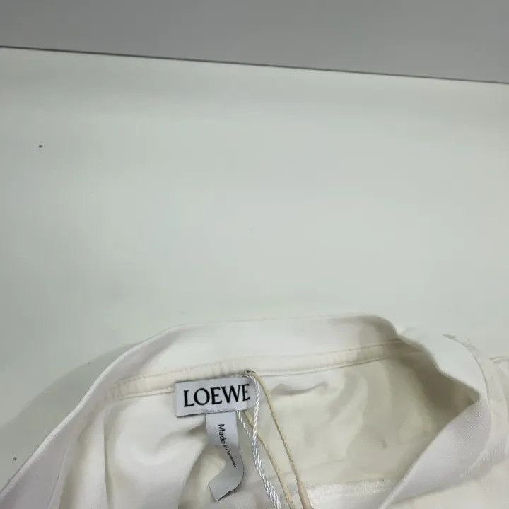 Loewe Loewe Simple Logo Embroidered Casual T-Shirt Size US S / EU 44-46 / 1 - 4 Thumbnail