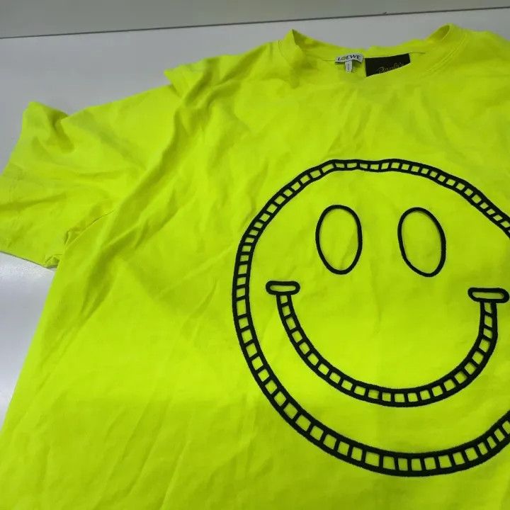Loewe Loewe Smiley Graphic T-Shirt in Fluorescent Yellow Size US S / EU 44-46 / 1 - 10 Thumbnail