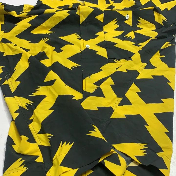 Loewe Loewe Geometric Print Short Sleeve Shirt Size US S / EU 44-46 / 1 - 7 Thumbnail