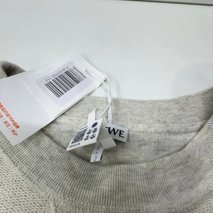 Loewe Loewe Gray Logo Embroidered Long Sleeve Sweatshirt Size US M / EU 48-50 / 2 - 4 Thumbnail