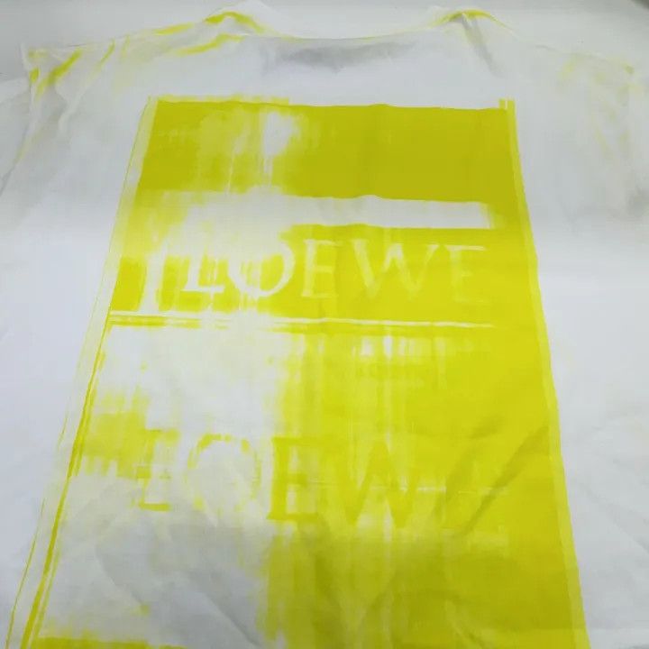 Loewe Loewe FW22 Yellow Logo Graphic T-Shirt Size US L / EU 52-54 / 3 - 7 Thumbnail